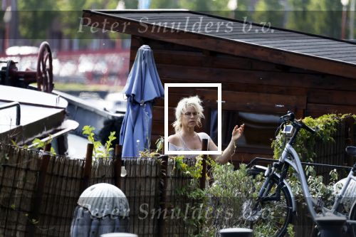 Amsterdam 23 en 24 juli 2022
Ellen ten Damme bij haar woonboot / woonark