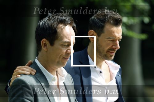Oegstgeest 30 juli 2022
Trouwen Maxime Meiland en Leroy Molkenboer op kasteel Oud Poelgeest . Aanwezig natuurlijk Martien Meiland Erica Meiland Montana Meiland en haar partner Dirk Hoogstraten. Ook hun dochters Claire en Vive waren aanwezig.