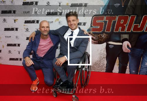 Amsterdam 20 juli 2022
Premiere Strijder in Tuschinski. Soufiane Touzani , Martijn Fischer Maartje v d Wetering Maik Cillekens Anouar Kasmi en Kailani Busker spelen de hoofdrollen. Job Tichelman