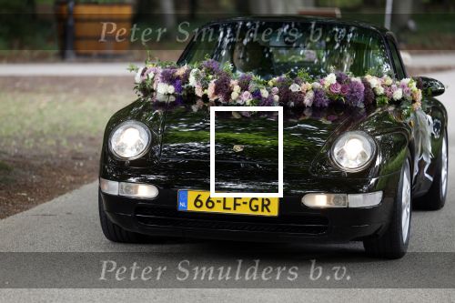 Oegstgeest 30 juli 2022
Trouwen Maxime Meiland en Leroy Molkenboer op kasteel Oud Poelgeest . Aanwezig natuurlijk Martien Meiland Erica Meiland Montana Meiland en haar partner Dirk Hoogstraten. Ook hun dochters Claire en Vive waren aanwezig. Leroy in porsche 911