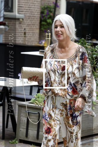 Oegstgeest 30 juli 2022
Trouwen Maxime Meiland en Leroy Molkenboer op kasteel Oud Poelgeest . Aanwezig natuurlijk Martien Meiland Erica Meiland Montana Meiland en haar partner Dirk Hoogstraten. Ook hun dochters Claire en Vive waren aanwezig. Moeder Leroy
