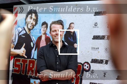 Amsterdam 20 juli 2022
Premiere Strijder in Tuschinski. Soufiane Touzani , Martijn Fischer Maartje v d Wetering Maik Cillekens Anouar Kasmi en Kailani Busker spelen de hoofdrollen. Martijn Koning kwam met nicht Sterre Koning