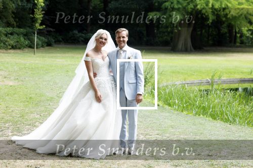 Oegstgeest 30 juli 2022
Trouwen Maxime Meiland en Leroy Molkenboer op kasteel Oud Poelgeest . Aanwezig natuurlijk Martien Meiland Erica Meiland Montana Meiland en haar partner Dirk Hoogstraten. Ook hun dochters Claire en Vive waren aanwezig.