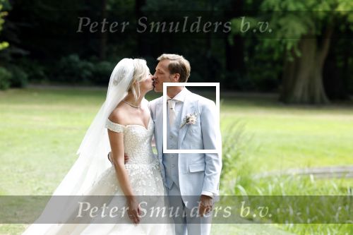 Oegstgeest 30 juli 2022
Trouwen Maxime Meiland en Leroy Molkenboer op kasteel Oud Poelgeest . Aanwezig natuurlijk Martien Meiland Erica Meiland Montana Meiland en haar partner Dirk Hoogstraten. Ook hun dochters Claire en Vive waren aanwezig.