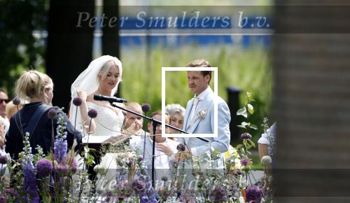 Oegstgeest 30 juli 2022
Trouwen Maxime Meiland en Leroy Molkenboer op kasteel Oud Poelgeest . Aanwezig natuurlijk Martien Meiland Erica Meiland Montana Meiland en haar partner Dirk Hoogstraten. Ook hun dochters Claire en Vive waren aanwezig.