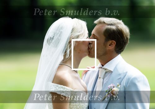 Oegstgeest 30 juli 2022
Trouwen Maxime Meiland en Leroy Molkenboer op kasteel Oud Poelgeest . Aanwezig natuurlijk Martien Meiland Erica Meiland Montana Meiland en haar partner Dirk Hoogstraten. Ook hun dochters Claire en Vive waren aanwezig.