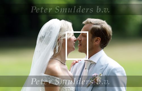 Oegstgeest 30 juli 2022
Trouwen Maxime Meiland en Leroy Molkenboer op kasteel Oud Poelgeest . Aanwezig natuurlijk Martien Meiland Erica Meiland Montana Meiland en haar partner Dirk Hoogstraten. Ook hun dochters Claire en Vive waren aanwezig.