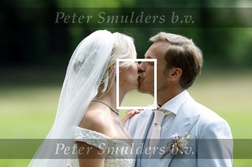 Oegstgeest 30 juli 2022
Trouwen Maxime Meiland en Leroy Molkenboer op kasteel Oud Poelgeest . Aanwezig natuurlijk Martien Meiland Erica Meiland Montana Meiland en haar partner Dirk Hoogstraten. Ook hun dochters Claire en Vive waren aanwezig.