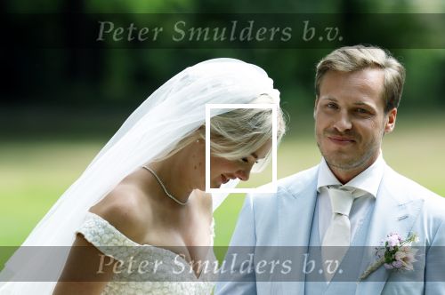 Oegstgeest 30 juli 2022
Trouwen Maxime Meiland en Leroy Molkenboer op kasteel Oud Poelgeest . Aanwezig natuurlijk Martien Meiland Erica Meiland Montana Meiland en haar partner Dirk Hoogstraten. Ook hun dochters Claire en Vive waren aanwezig.