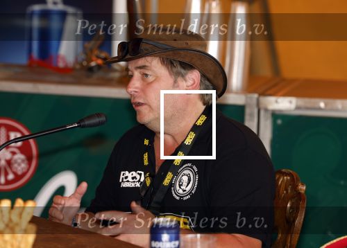 Lichtenvoorde 12 juli 2022
Frans bauer op persconferentie zwarte croos ivm het afscheid van tante Rikie . Jaap v Deurzen begeleidt de persconferentie waar ook Gijs Jolink aanschuift. Ronnie Degen