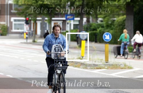 Amsterdam 27 juli 2022
Sascha Visser op de fiets in Amsterdam zuid
