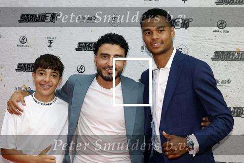 Amsterdam 20 juli 2022
Premiere Strijder in Tuschinski. Soufiane Touzani , Martijn Fischer Maartje v d Wetering Maik Cillekens Anouar Kasmi en Kailani Busker spelen de hoofdrollen. Soufiane Touzani  Cody Gakpo en Rayane Bounida