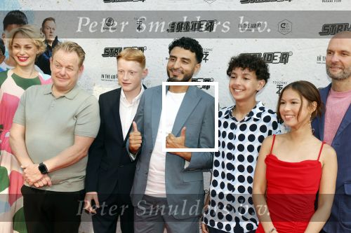 Amsterdam 20 juli 2022
Premiere Strijder in Tuschinski. Soufiane Touzani , Martijn Fischer Maartje v d Wetering Maik Cillekens Anouar Kasmi en Kailani Busker spelen de hoofdrollen.