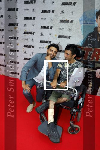 Amsterdam 20 juli 2022
Premiere Strijder in Tuschinski. Soufiane Touzani , Martijn Fischer Maartje v d Wetering Maik Cillekens Anouar Kasmi en Kailani Busker spelen de hoofdrollen.