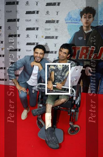 Amsterdam 20 juli 2022
Premiere Strijder in Tuschinski. Soufiane Touzani , Martijn Fischer Maartje v d Wetering Maik Cillekens Anouar Kasmi en Kailani Busker spelen de hoofdrollen.