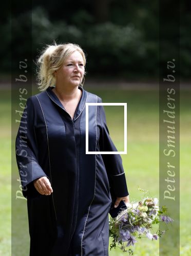 Oegstgeest 30 juli 2022
Trouwen Maxime Meiland en Leroy Molkenboer op kasteel Oud Poelgeest . Aanwezig natuurlijk Martien Meiland Erica Meiland Montana Meiland en haar partner Dirk Hoogstraten. Ook hun dochters Claire en Vive waren aanwezig. Trouwambtenaar