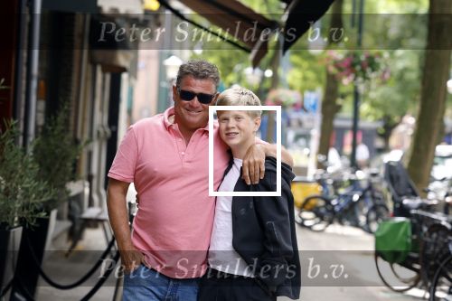 Amsterdam 28 juli 2022
Wolter Kroes met zijn zoon Tom in Amsterdam zuid. Ze hadden samen lekker geluncht bij brasserie v Dam