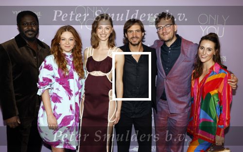 Scheveningen 31 juli 2023
Premiere Only You in Pathe Scheveningen .
Cast V.l.n.r. Andre Dongelmans, Jennifer Welts, Clair Bender, Egbert-Jan Weeber, Jonathan Elbers (regisseur) en Myrthe Burger