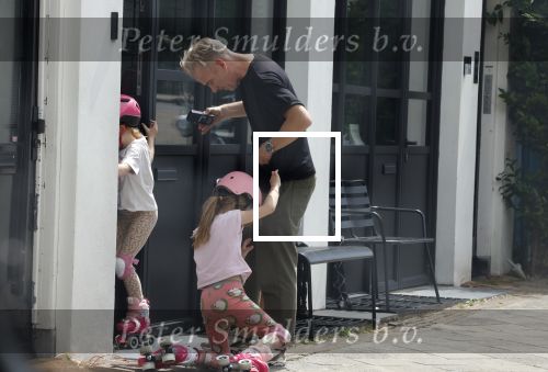 Amsterdam 15 16 en 17 juli 2023
Art Rooijakkers en zijn vriendin Karlijn Gudden wonen samen in hun nieuwe huis in Amsterdam zuid.