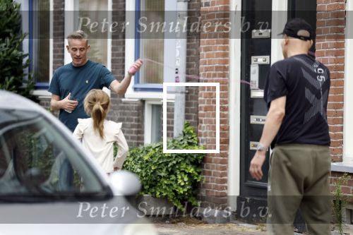 Amsterdam 15 16 en 17 juli 2023
Art Rooijakkers en zijn vriendin Karlijn Gudden wonen samen in hun nieuwe huis in Amsterdam zuid.