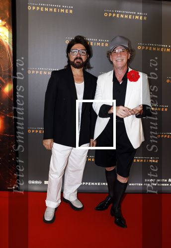 Amsterdam 19 juli 2023
Premiere Oppenheimer in Pathe Arena.
Bastiaan v Schaik met partner
