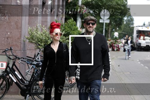 Amsterdam 6 juli 2023
Ben Saunders met zijn vriendin in Amsterdam zuid.