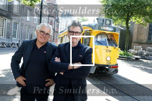 Den Haag 2 juli 2023
Erik de Zwart en vriiend/collega Paul v d Lugt rijden op een tram in Den haag