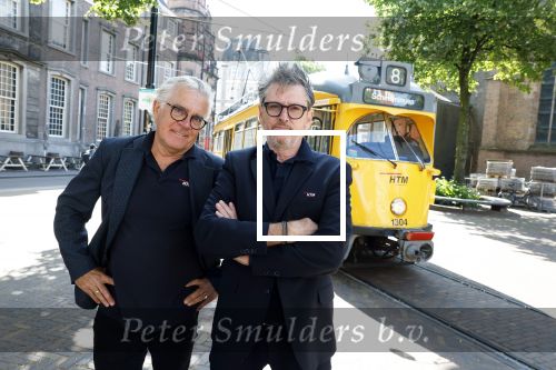 Den Haag 2 juli 2023
Erik de Zwart en vriiend/collega Paul v d Lugt rijden op een tram in Den haag