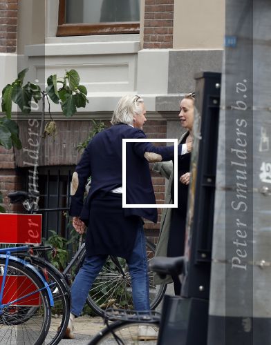 Amsterdam 21 juli 2023
Eva Jinek bij Artis na bespreking redaktie . Eva is zwanger