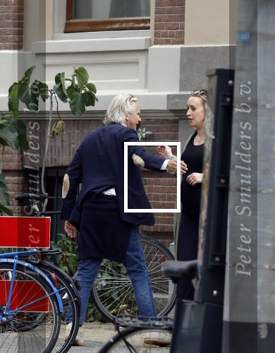Amsterdam 21 juli 2023
Eva Jinek bij Artis na bespreking redaktie . Eva is zwanger