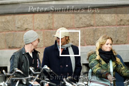 Amsterdam 8 november 2003

Guusje Nederhorst, Johnny de Mol en Chris Zegers wandelen met kinderwagen


Peter Smulders bv