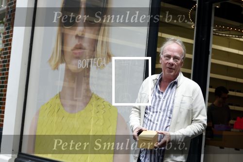 Amsterdam 6 juli 2023
Jack Spijkerman koopt nieuwe zonnebril bij Bril op de cornelis schuytstraat