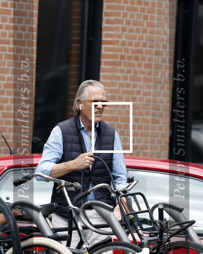 Amsterdam 16 juli 2023
Jort Kelder op de fiets in Amsterdam zuid.