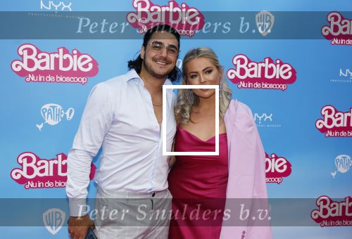 Amsterdam 18 juli 2023
Premiere Barbie in Tuschinski. Kelly Heruer met vriend Jethro Galung