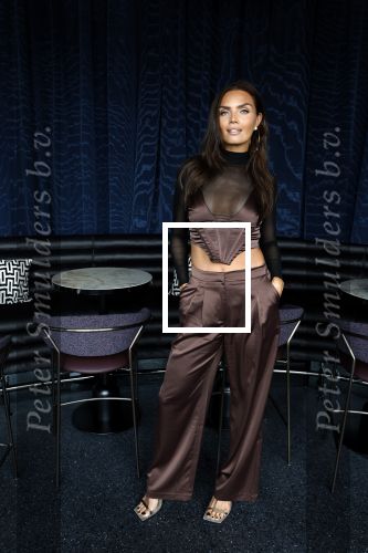 Amsterdam 4 juli 2023
Presentatie Kek Mama cover met Kim Feenstra en Maria Tailort in het Double Tree hotel.