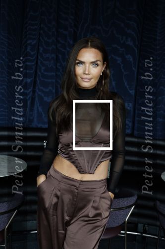 Amsterdam 4 juli 2023
Presentatie Kek Mama cover met Kim Feenstra en Maria Tailort in het Double Tree hotel.