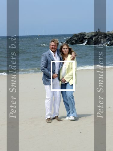 Den haag 30 juni 2023
Fotosessie op het strand Koning Willem Alexander, koningin Maxima en prinses Ariane, Prinses  Amalia en Prinses Alexia poseren tijdens de fotosessie op het strand met hond mambo.