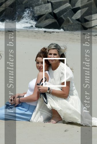 Den haag 30 juni 2023
Fotosessie op het strand Koning Willem Alexander, koningin Maxima en prinses Ariane, Prinses  Amalia en Prinses Alexia poseren tijdens de fotosessie op het strand met hond mambo.