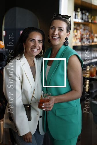 Amsterdam 4 juli 2023
Presentatie Kek Mama cover met Kim Feenstra en Maria Tailort in het Double Tree hotel.
Leslie Keijzer en Bo Wilkes