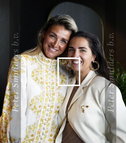 Amsterdam 4 juli 2023
Presentatie Kek Mama cover met Kim Feenstra en Maria Tailort in het Double Tree hotel.
Leslie Keijzer en  Danielle Groenwegen
