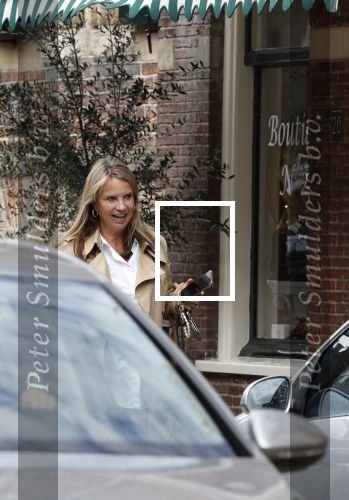 Naarden 17 juli 2023
Linda de Mol heeft afspraak met Erland Galjaard in Restaurant Vesting Lounge in Naarden Vesting.