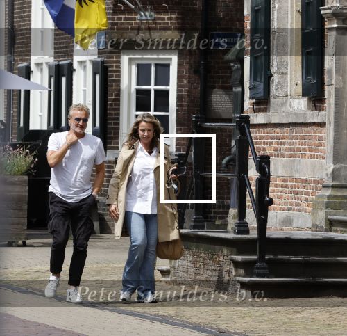 Naarden, 17 juli 2023
Linda de Mol samen met  Erland Galjaard