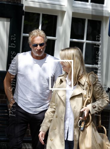 Naarden 17 juli 2023
Linda de Mol heeft afspraak met Erland Galjaard in Restaurant Vesting Lounge in Naarden Vesting.