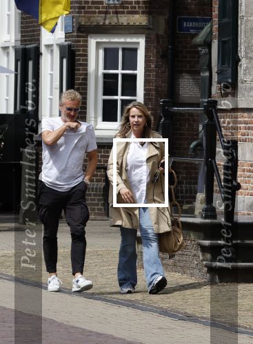Naarden 17 juli 2023
Linda de Mol heeft afspraak met Erland Galjaard in Restaurant Vesting Lounge in Naarden Vesting.