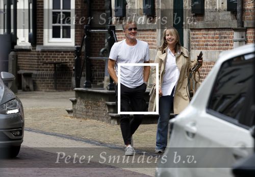 Naarden 17 juli 2023
Linda de Mol heeft afspraak met Erland Galjaard in Restaurant Vesting Lounge in Naarden Vesting.
