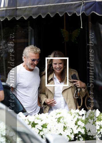 Naarden 17 juli 2023
Linda de Mol heeft afspraak met Erland Galjaard in Restaurant Vesting Lounge in Naarden Vesting.
