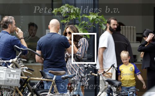 Amsterdam 18 juli 2023
Maria Tailor met haar nieuwe vriend Sander van der Meij in Amsterdam zuid
