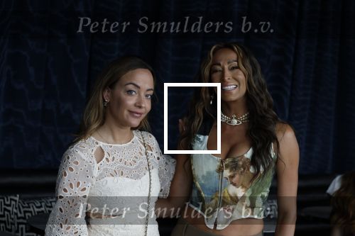 Amsterdam 4 juli 2023
Presentatie Kek Mama cover met Kim Feenstra en Maria Tailort in het Double Tree hotel.
Maria Tailor en Gini Faber