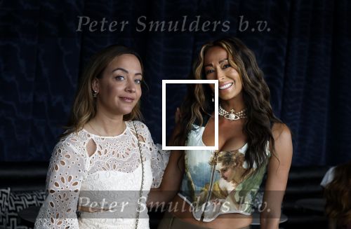 Amsterdam 4 juli 2023
Presentatie Kek Mama cover met Kim Feenstra en Maria Tailort in het Double Tree hotel.
Maria Tailor en Gini Faber