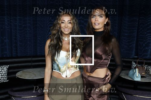 Amsterdam 4 juli 2023
Presentatie Kek Mama cover met Kim Feenstra en Maria Tailort in het Double Tree hotel.